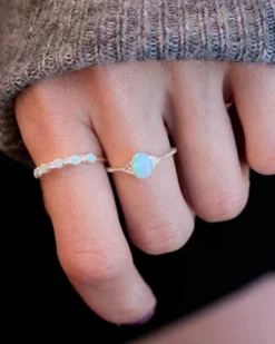 Anillo Attu