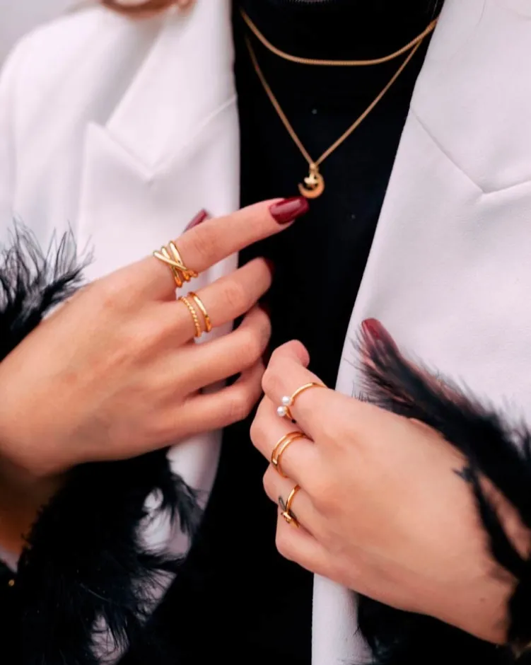 Anillo Uydu Gold